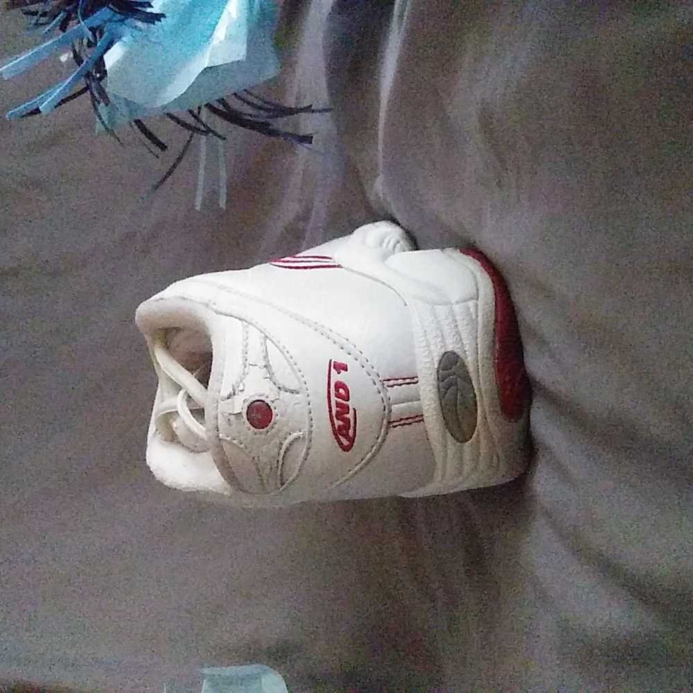 Shoes - Picture 4 of 4